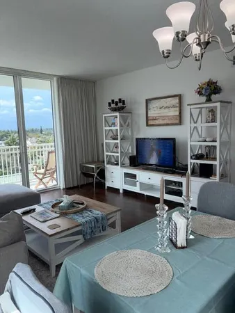 $2,300 | 400 North Federal Highway, Unit 604, Boynton Beach, FL 33435