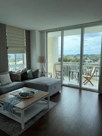 $2,300 | 400 North Federal Highway, Unit 604, Boynton Beach, FL 33435
