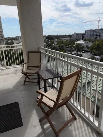 $2,300 | 400 North Federal Highway, Unit 604, Boynton Beach, FL 33435