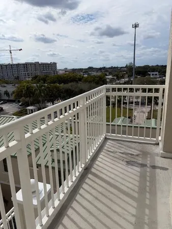 $2,300 | 400 North Federal Highway, Unit 604, Boynton Beach, FL 33435