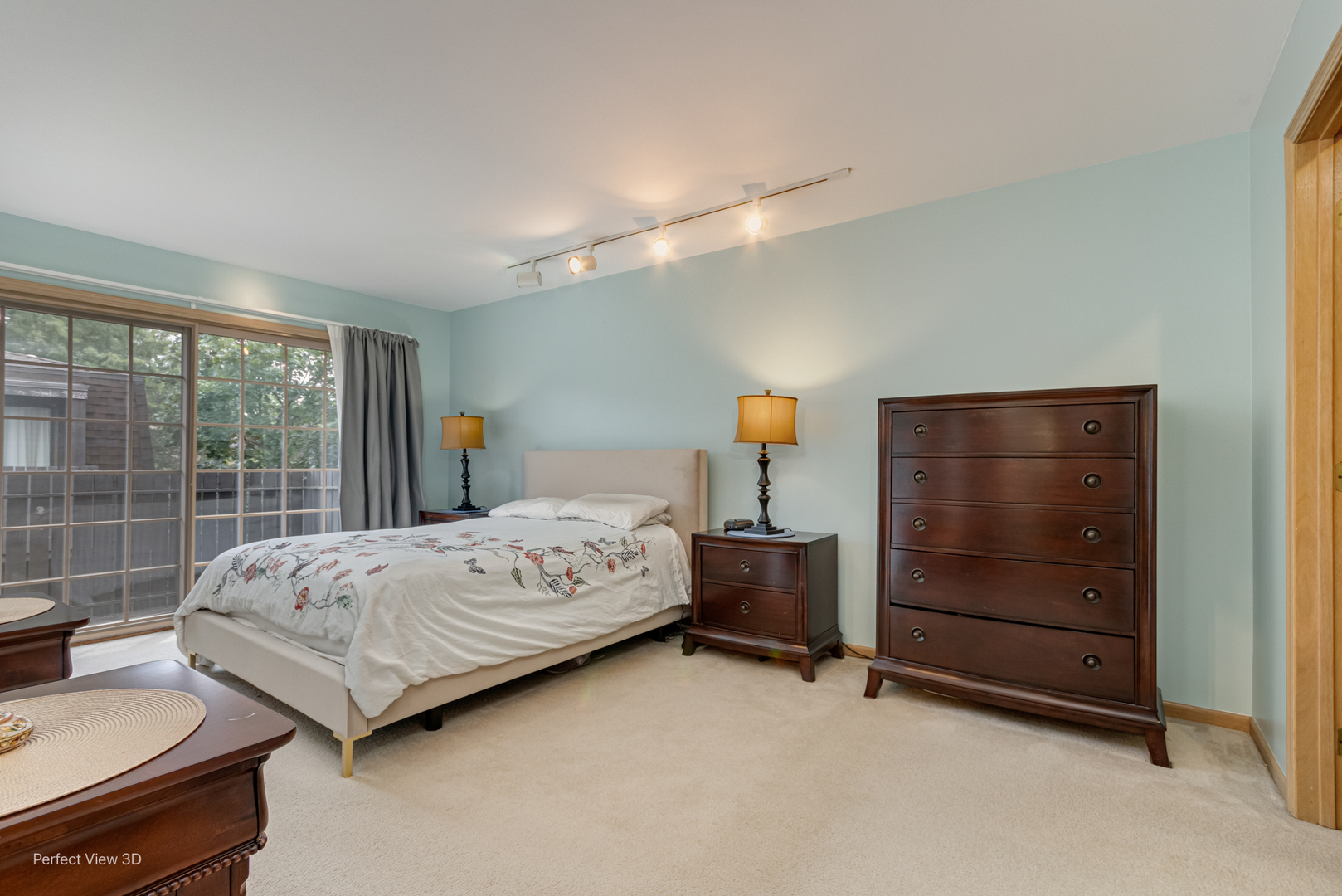 1020 Deerfield Road Highland Park, IL 60035 - Photo 12 of 29 a bedroom with a bed and a window