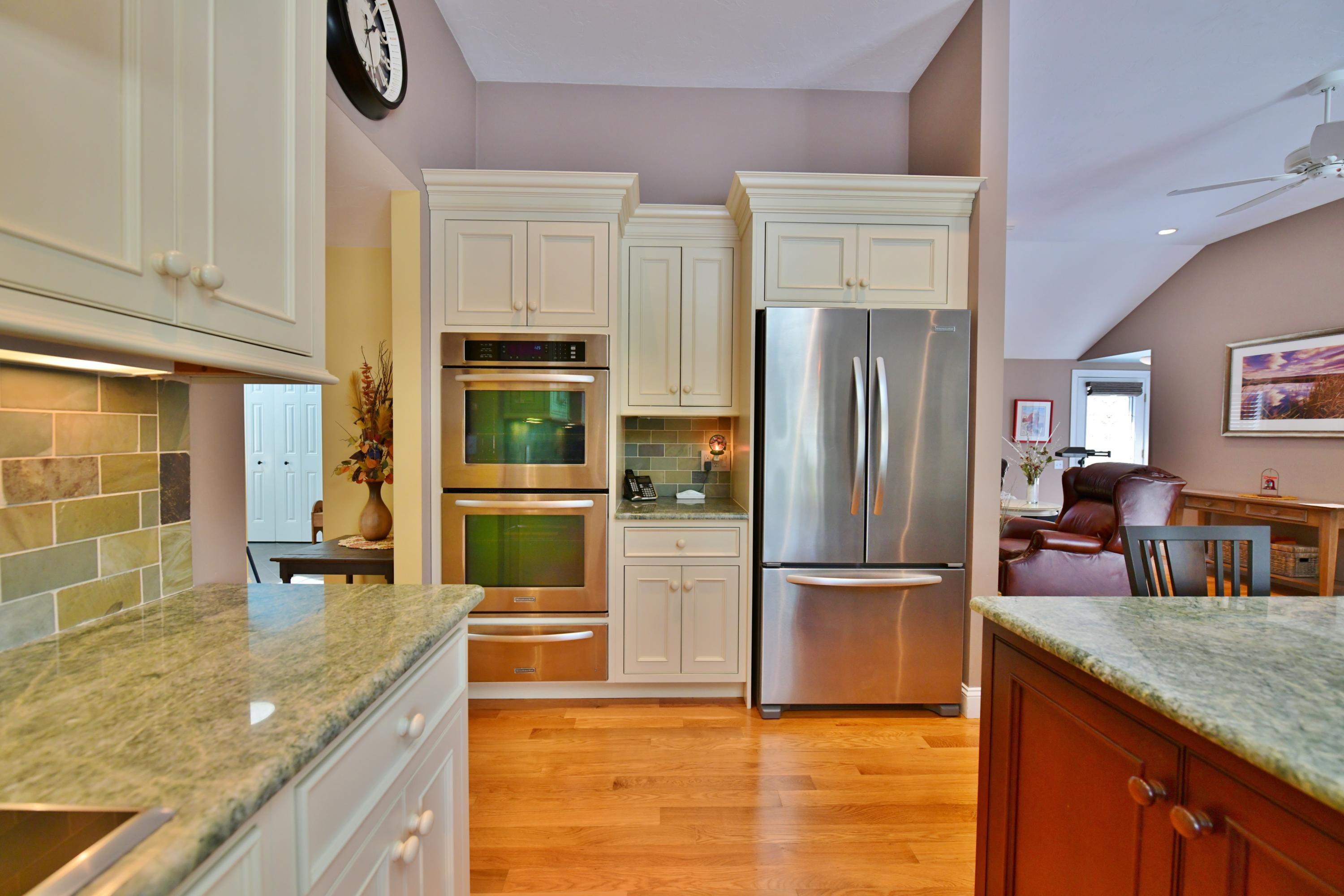 4 Naushon Road Sagamore Beach, MA 02562 - Photo 8 of 50 Double oven