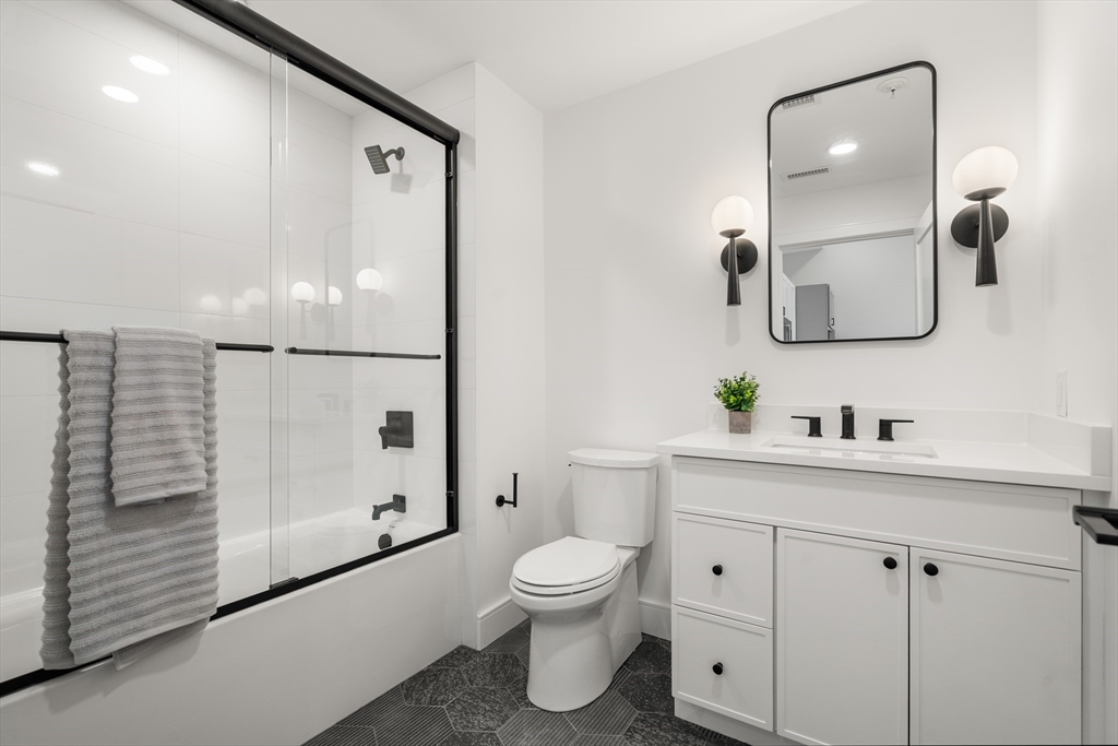 4 Franklin Street, Unit 202 Boston, MA 02134 - Photo 9 of 17