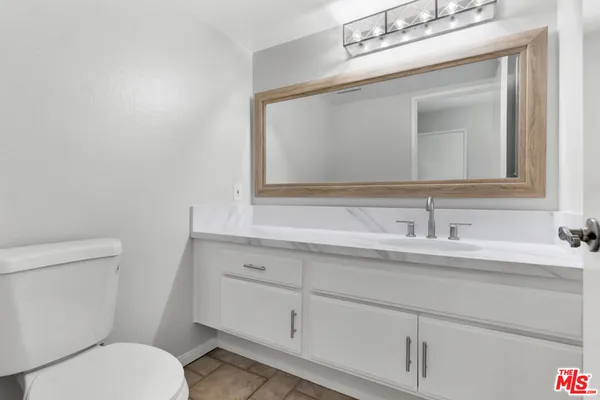 $919,900 | 603 Racquet Club Lane, Thousand Oaks, CA 91360