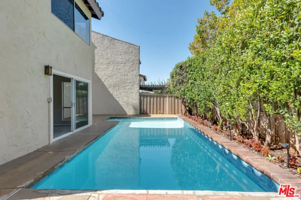 $919,900 | 603 Racquet Club Lane, Thousand Oaks, CA 91360