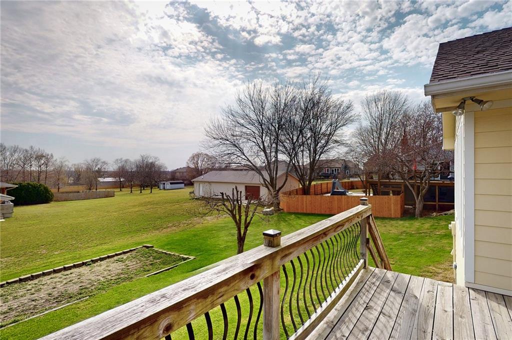 105 Toucan Street Raymore, MO 64083 - Photo 8 of 50