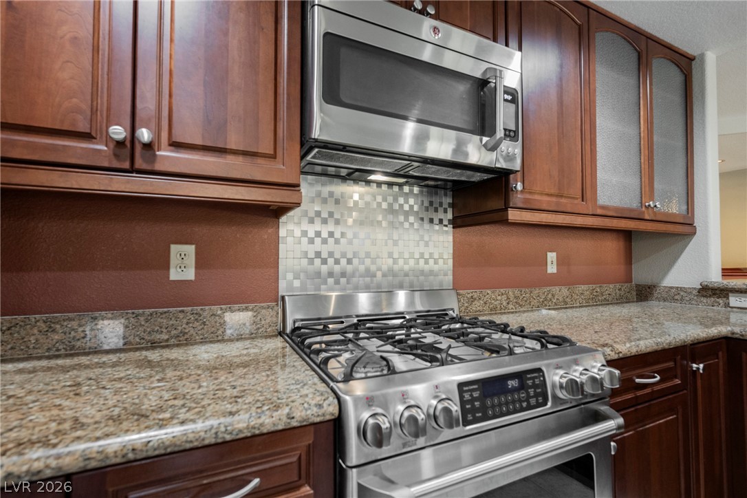 1510 Tree Top Court Henderson, NV 89014 - Photo 19 of 97