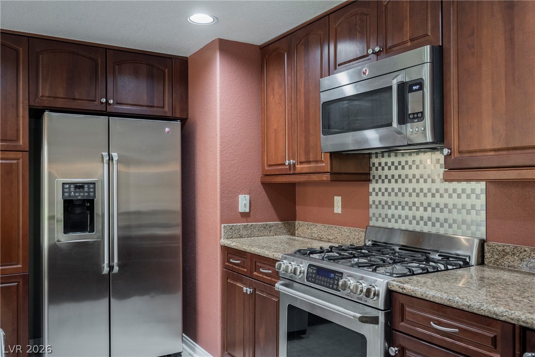 1510 Tree Top Court Henderson, NV 89014 - Photo 21 of 97