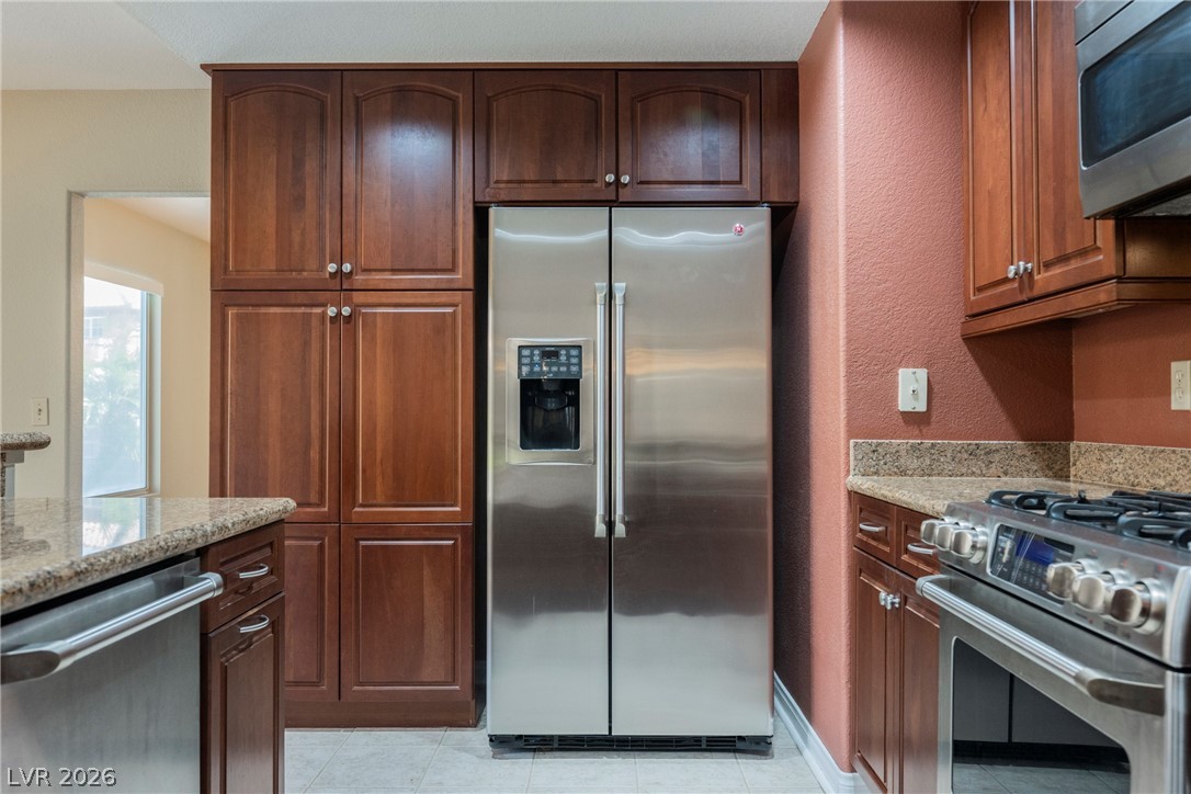 1510 Tree Top Court Henderson, NV 89014 - Photo 22 of 97