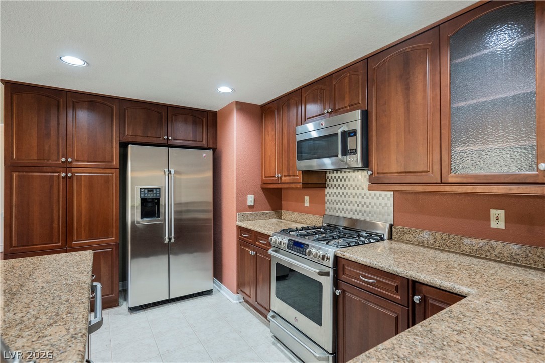 1510 Tree Top Court Henderson, NV 89014 - Photo 24 of 97