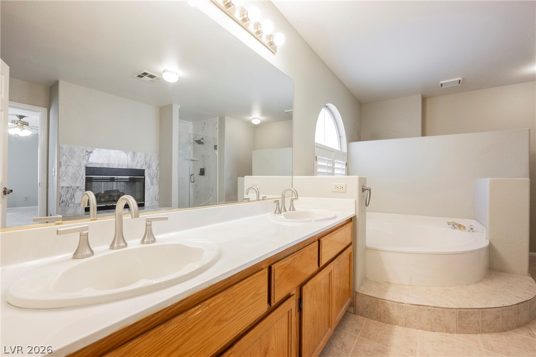1510 Tree Top Court Henderson, NV 89014 - Photo 51 of 97 Primary Bathroom