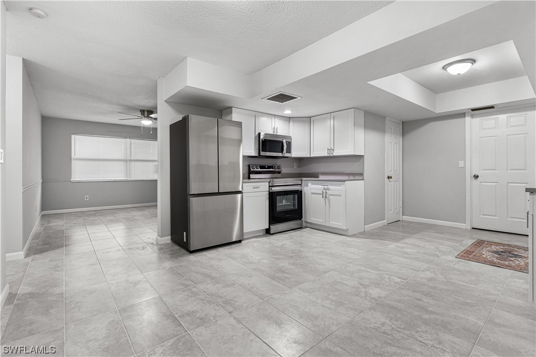 2201 Lily Road Fort Myers, FL 33905 - Photo 8 of 36