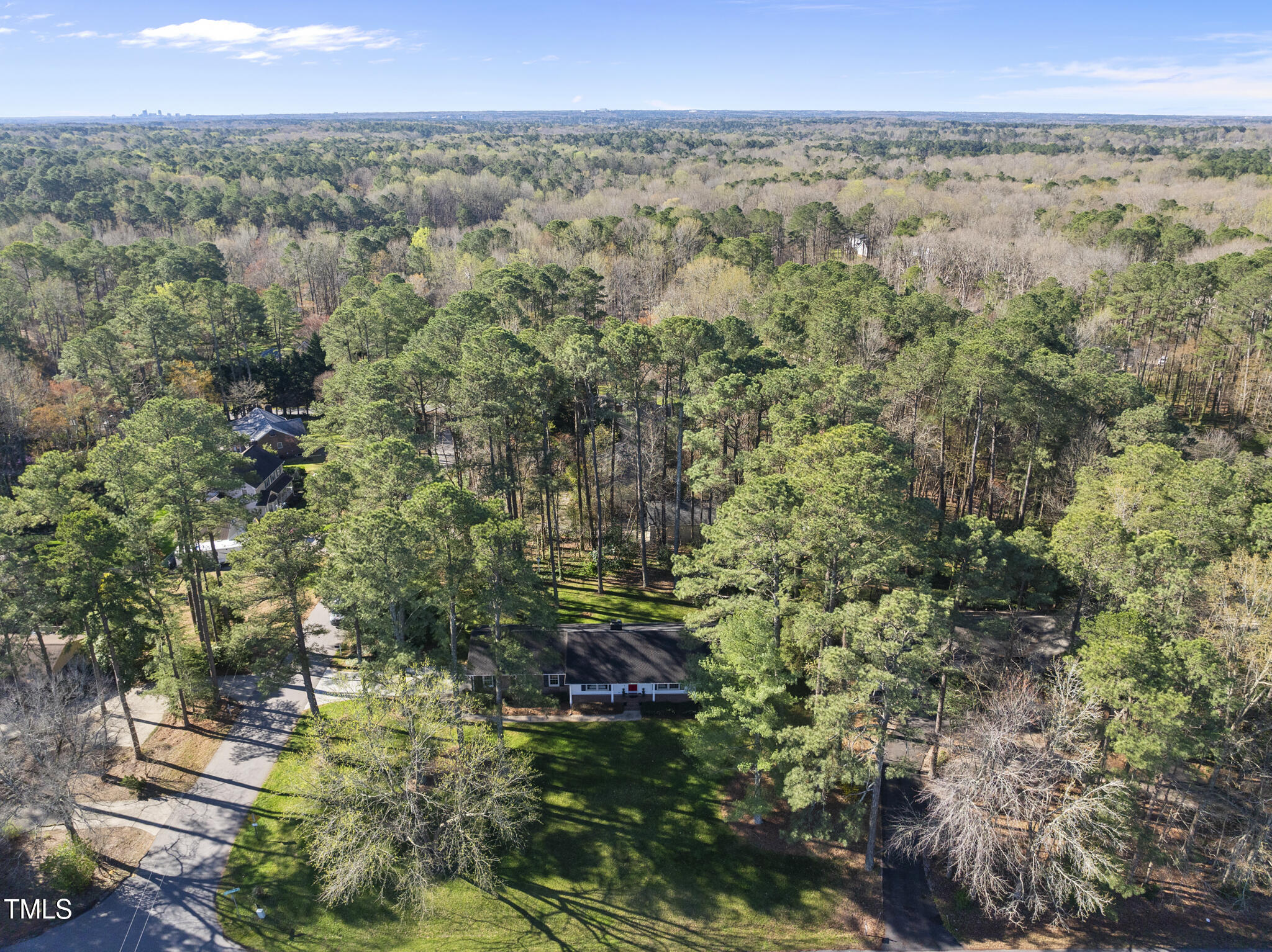 11801 Strickland Road Raleigh, NC 27613 - Photo 7 of 38 DJI_20250321095301_0006_D