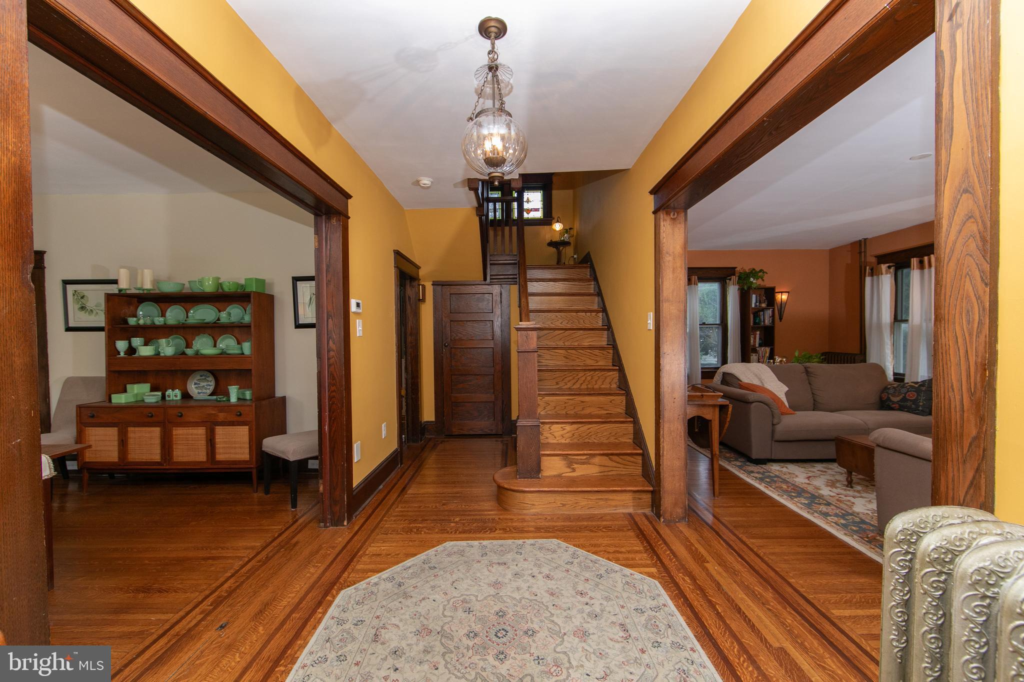 201 Chestnut Street Audubon, NJ 08106 - Photo 17 of 53 Entryway from Front door