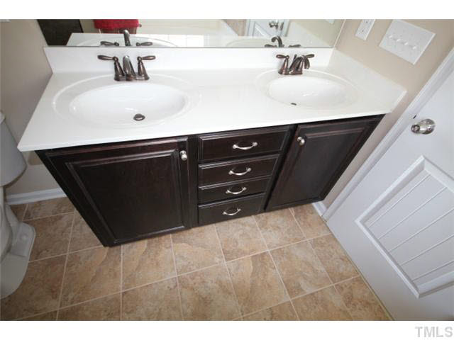 2608 Shepherd Valley Street Raleigh, NC 27610 - Photo 17 of 18