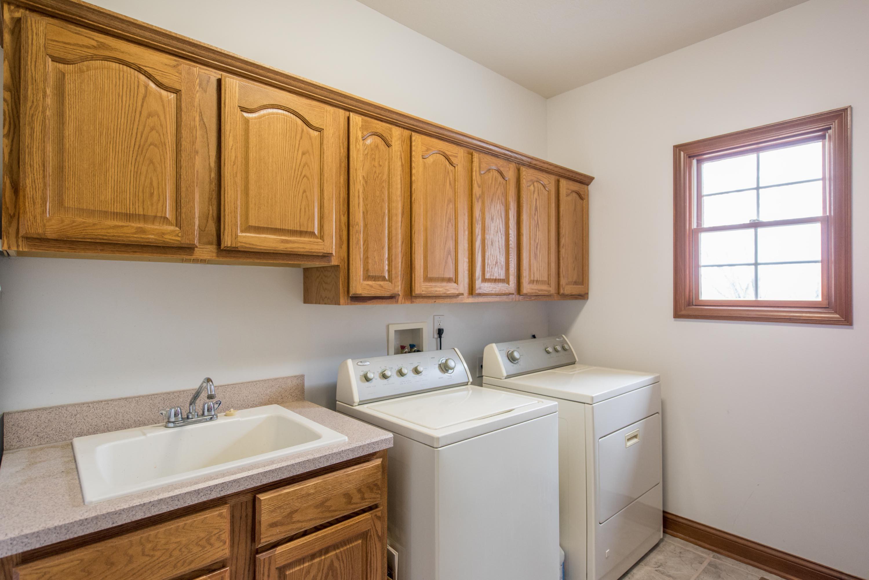 8631 Carter Road Hilliard, OH 43026 - Photo 38 of 78 Gallery Image 38
