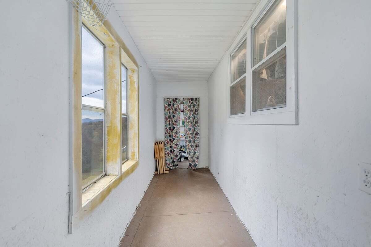 446 Macks Mountain Road Northwest Indian Valley, VA 24105 - Photo 40 of 59 MIB02134