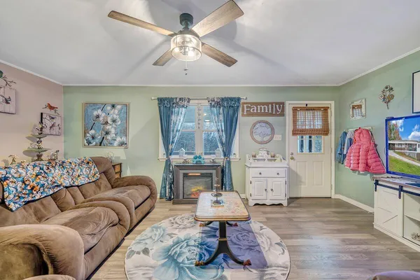 $285,000 | 446 Macks Mountain Road Northwest, Indian Valley, VA 24105