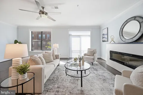 $689,000 | 43565 Michigan Square, Leesburg, VA 20176