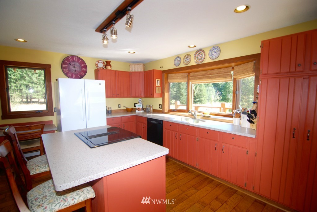 18191 State Rte 20 Winthrop, WA 98862 - Photo 7 of 25 Gallery Image 7