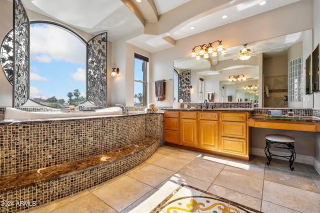 $3,299,000 | 1402 East Coral Cove Drive, Gilbert, AZ 85234