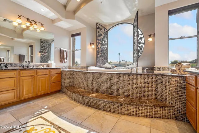 $3,299,000 | 1402 East Coral Cove Drive, Gilbert, AZ 85234