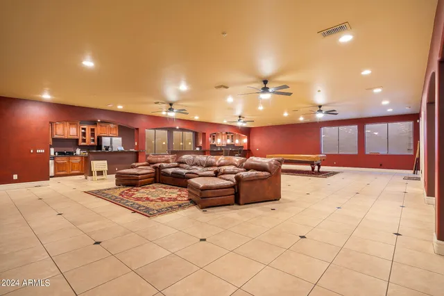 $3,299,000 | 1402 East Coral Cove Drive, Gilbert, AZ 85234