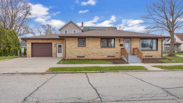 $349,900 | 1147 Logan Avenue, Sheboygan, WI 53083