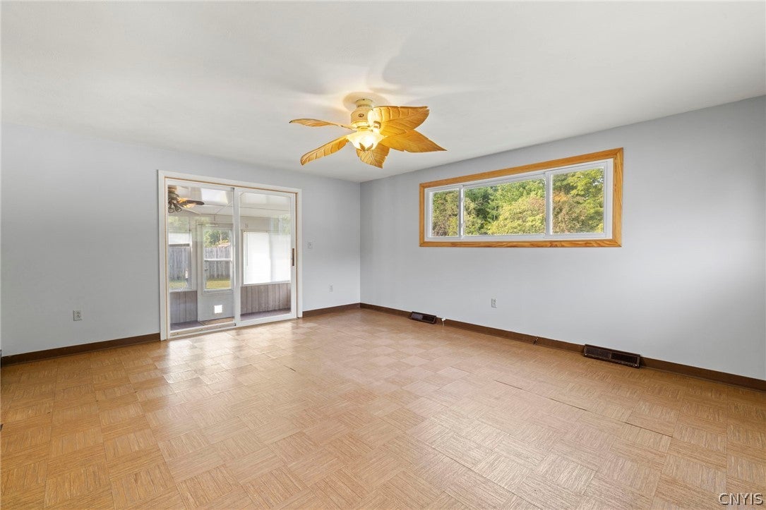 7761 Davis Road Syracuse, NY 13212 - Photo 23 of 46 Gallery Image 23