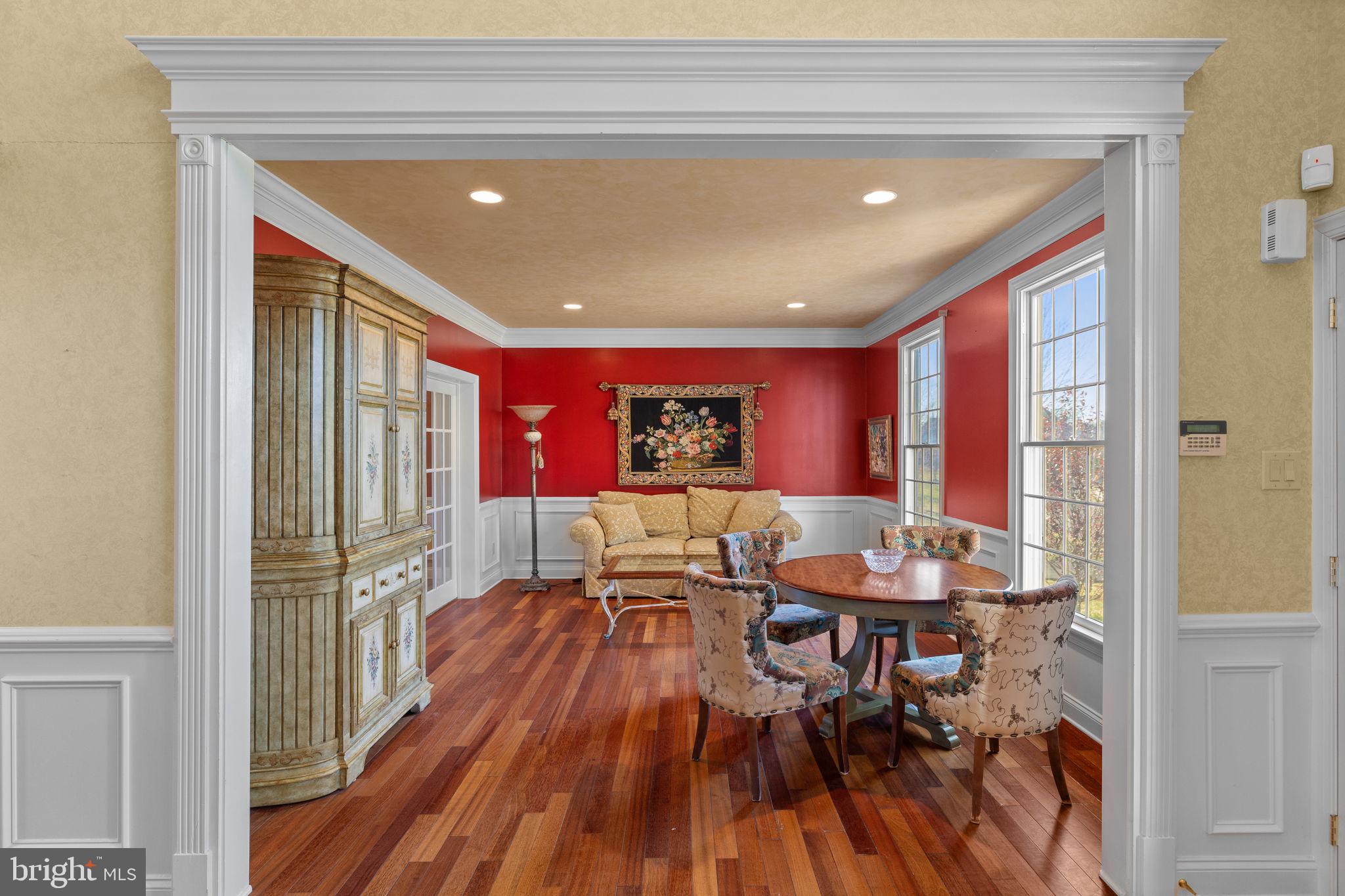 399 Highgate Drive Ambler, PA 19002 - Photo 8 of 63