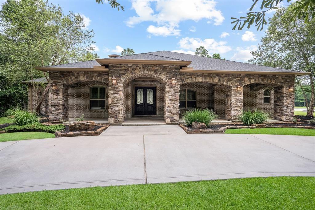 Welcome Home to quiet and serene living minutes in the woodlands