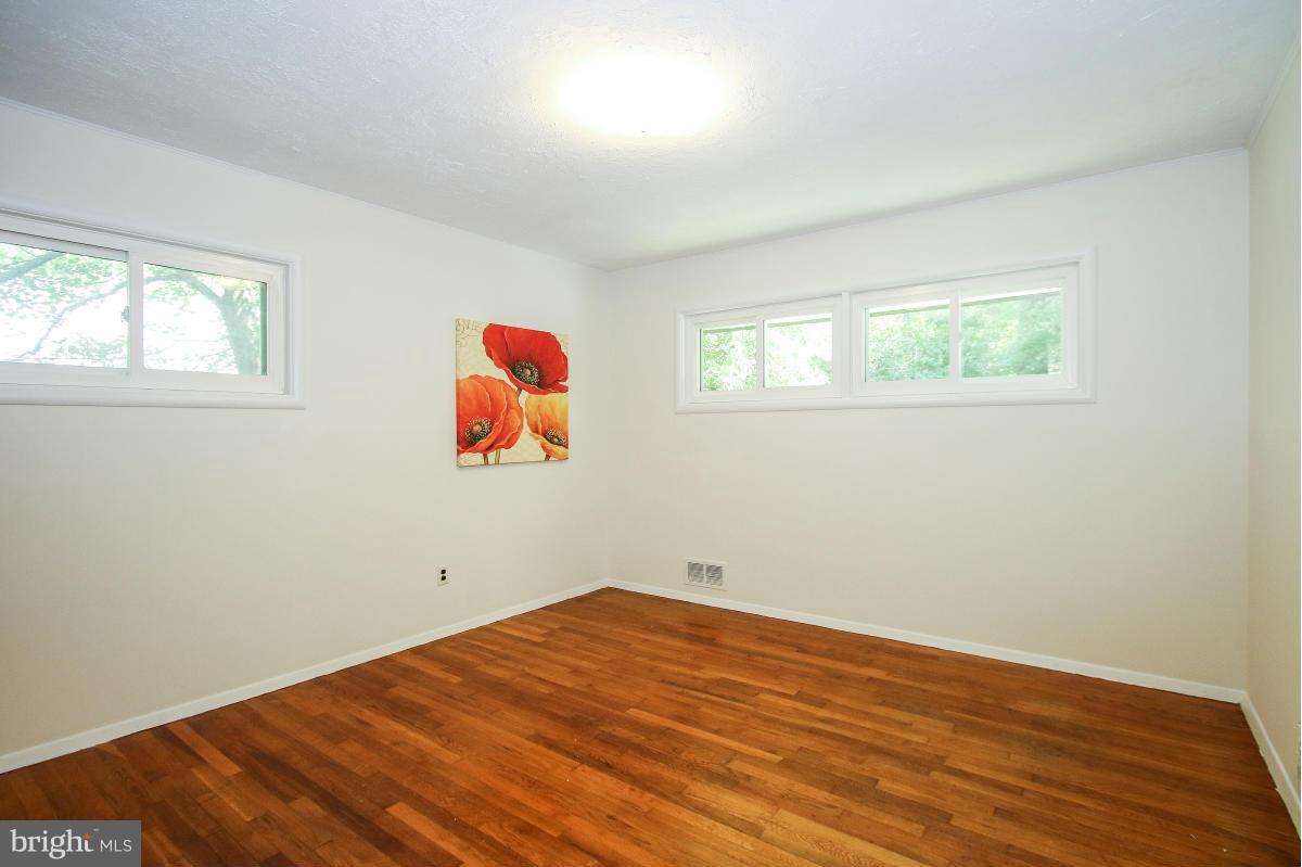 802 Brice Road Rockville, MD 20852 - Photo 17 of 30 Bedroom #2