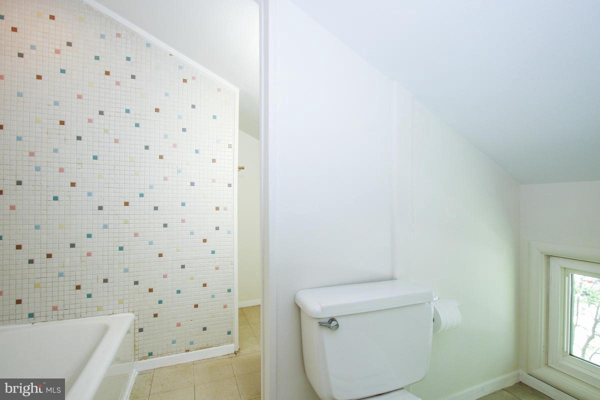 802 Brice Road Rockville, MD 20852 - Photo 21 of 30 Bath