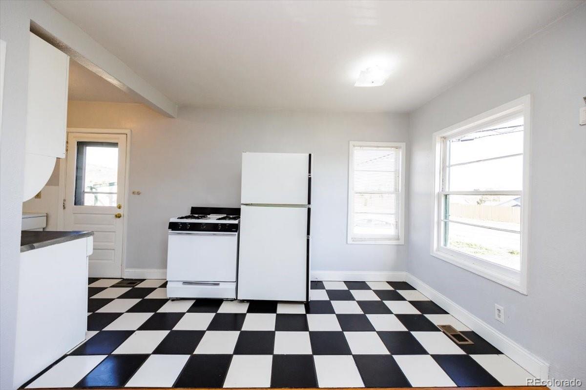 9975 Morrison Road Lakewood, CO 80227 - Photo 17 of 31