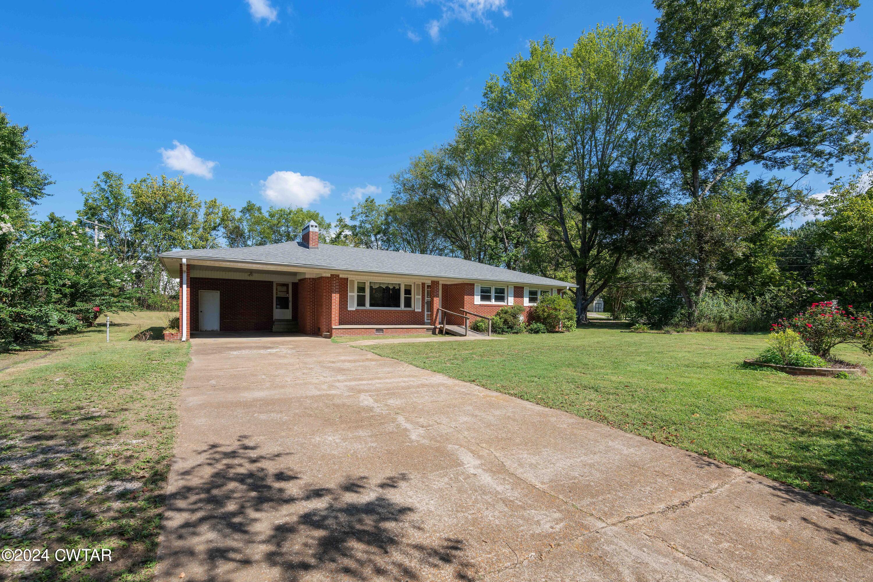 455 Timberlake Road Lexington, TN 38351 - Photo 2 of 15 NZ8_7226