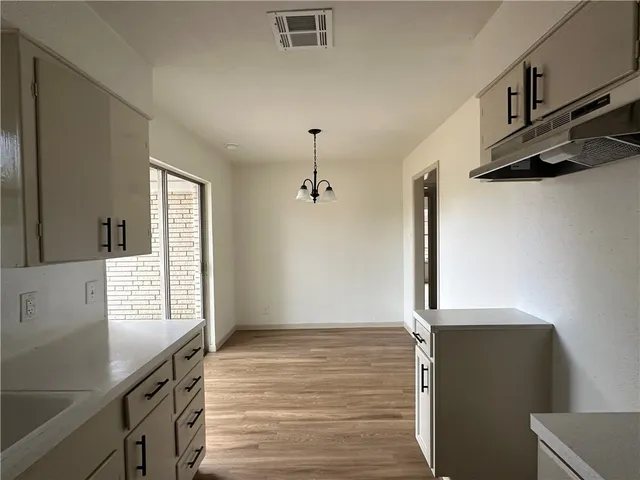 $1,795 | 129 North Janin, Portland, TX 78374