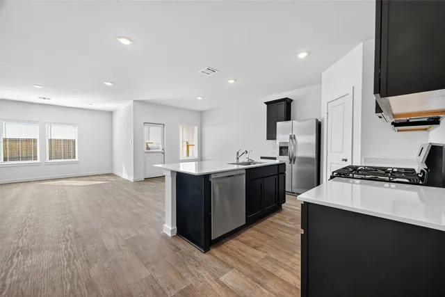 $2,400 | 6108 Jasper Hill Drive, Rosenberg, TX 77469