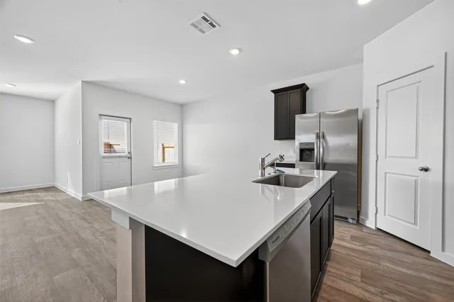 $2,400 | 6108 Jasper Hill Drive, Rosenberg, TX 77469