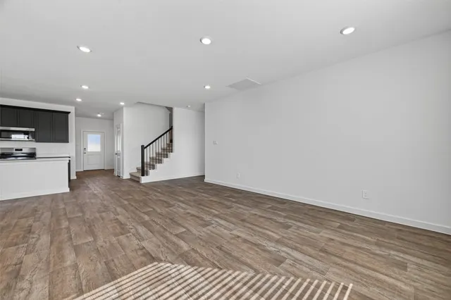 $2,400 | 6108 Jasper Hill Drive, Rosenberg, TX 77469