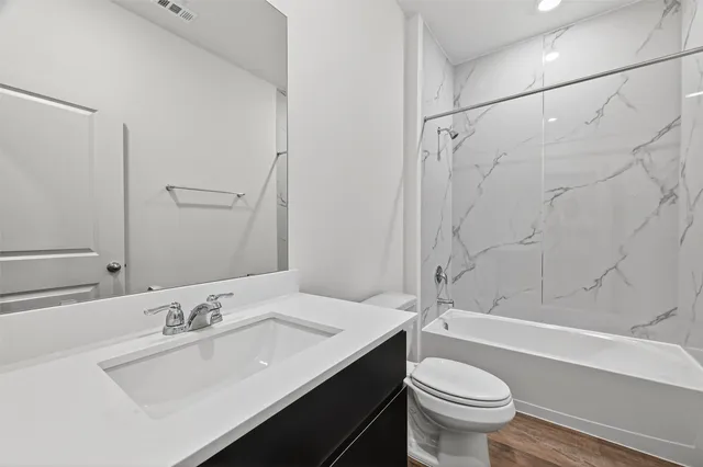 $2,400 | 6108 Jasper Hill Drive, Rosenberg, TX 77469