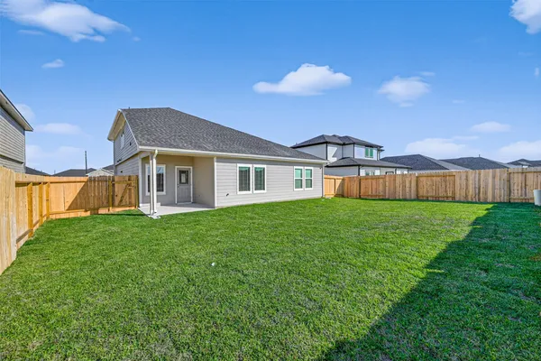 $2,400 | 6108 Jasper Hill Drive, Rosenberg, TX 77469