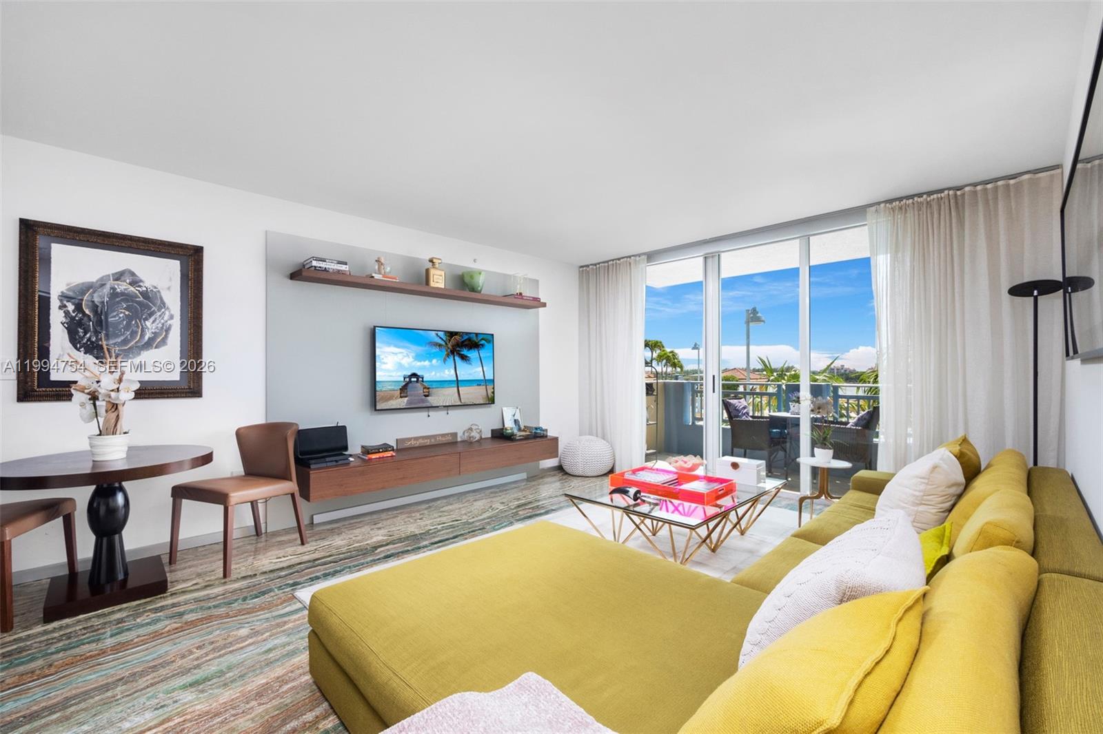 90 Alton Road, Unit 704 Miami Beach, FL 33139 - Photo 12 of 28