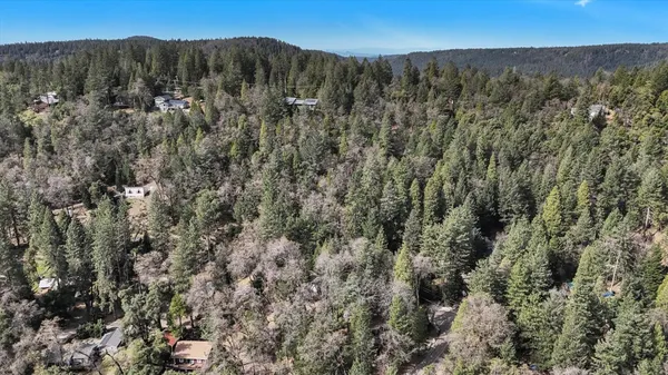 $399,900 | 17028 Banner Quaker Hill Road, Nevada City, CA 95959