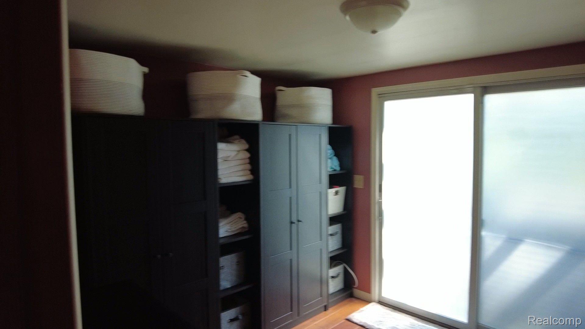 4900 Curdy Road Howell, MI 48855 - Photo 19 of 32 Gallery Image 19