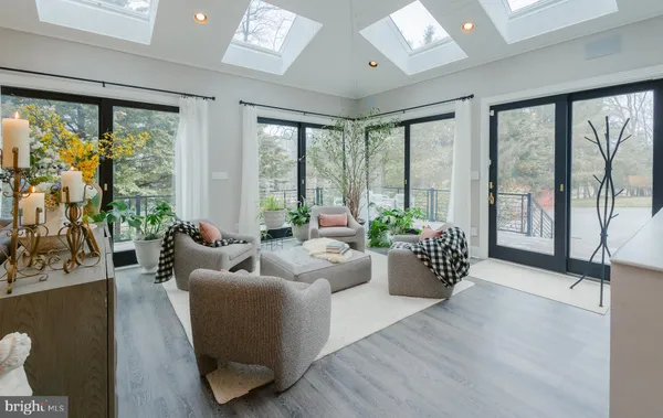 $8,500 | 15841 York Road, Sparks, MD 21152