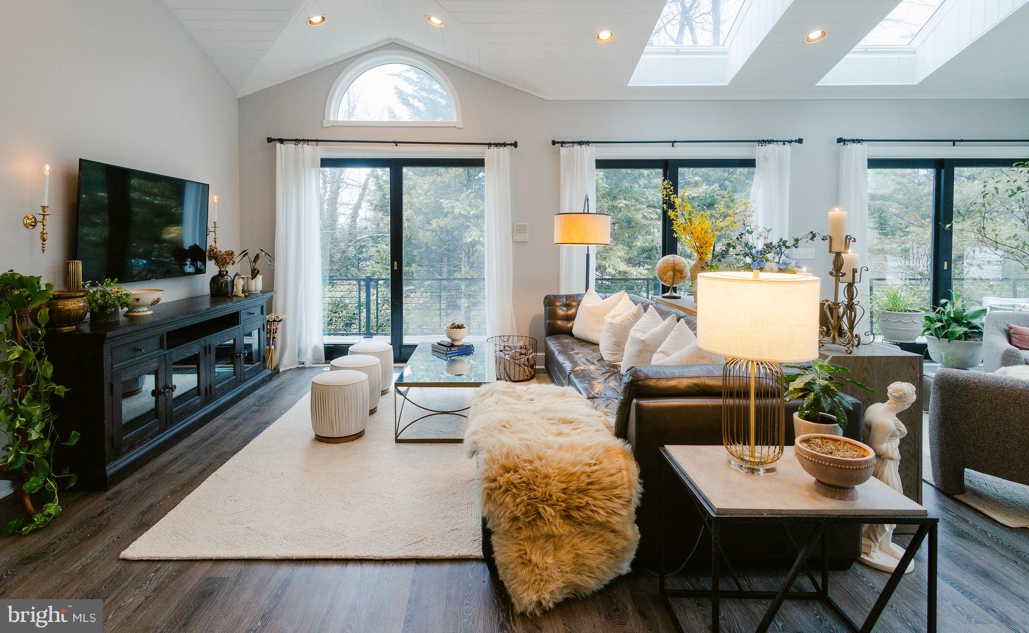 15841 York Road Sparks, MD 21152 - Photo 7 of 82