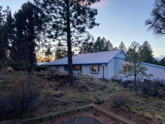 19850 Rocking Horse Road Bend, OR 97702 - Photo 3 of 33
