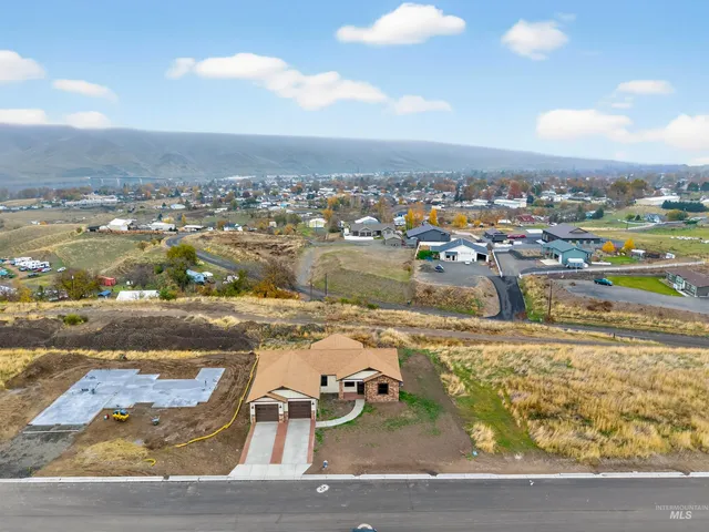 $529,000 | 1664 Bennett Hill Drive, Clarkston, WA 99403