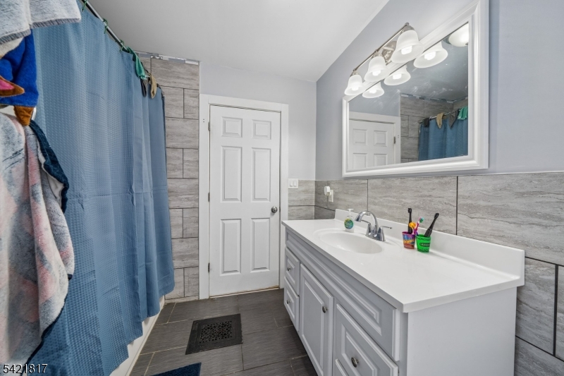 44 State Street East Orange, NJ 07017 - Photo 19 of 31