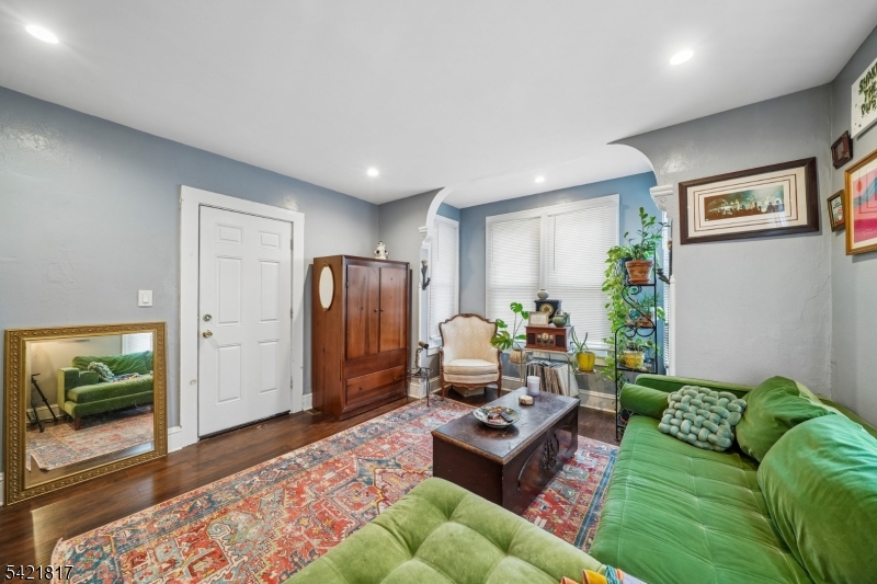 44 State Street East Orange, NJ 07017 - Photo 3 of 31